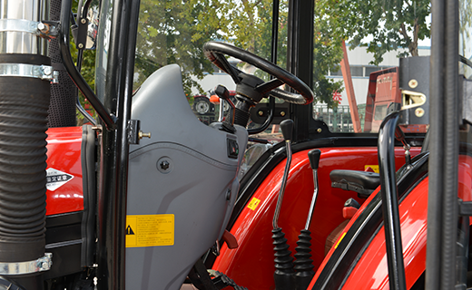 AG百家乐官网-600型拖拉机