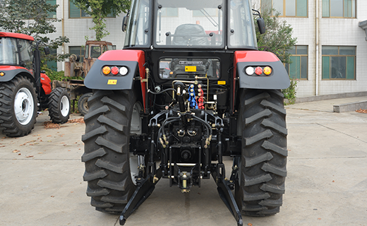 AG百家乐官网-1504型拖拉机